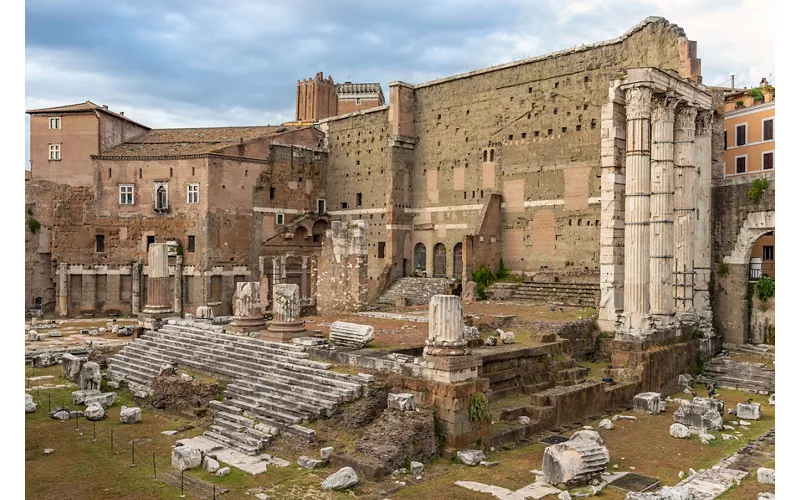 Foro di Cesare • Cosa Vedere a Roma