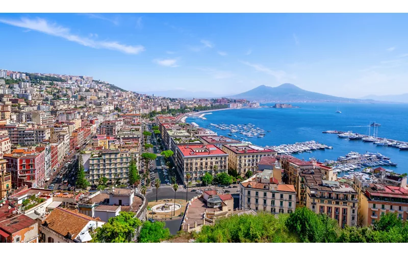 History and information on the historic centre of Naples
