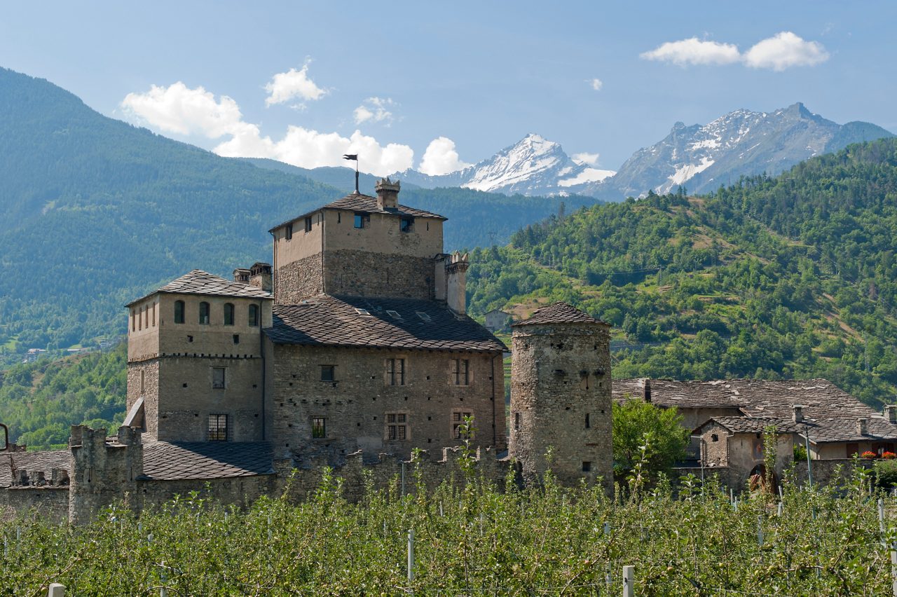 Sarriod (Aosta, Italy) - The medieval castle as farmhouse