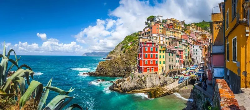 What the Cinque Terre are and where they are located