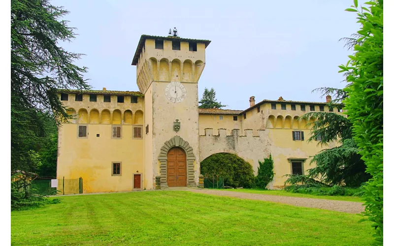 Que sont les villas Médicis et où sont-elles situées en Toscane ?