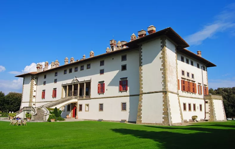 The history and magic of the Medici Villas