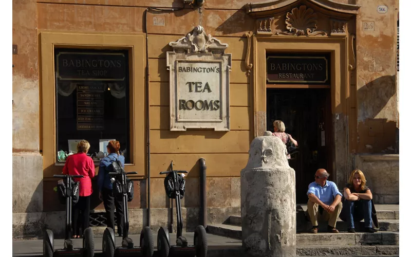 Sala da tè Babington - Credits: fourthandfifteen (Wikimedia)