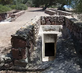 Fenicios y cartagineses a la conquista de Cerdeña: un fascinante recorrido arqueológico