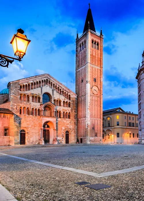 Piazza del Duomo con la Cattedrale e il Battistero - Parma, Emilia-Romagna
