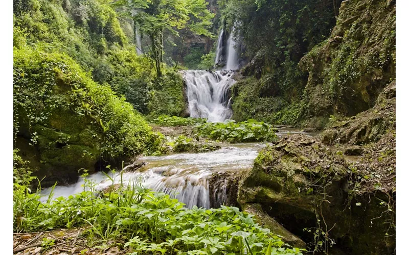 Parco di Villa Gregoriana - Tivoli, Lazio. Photo by: Roberto Morelli