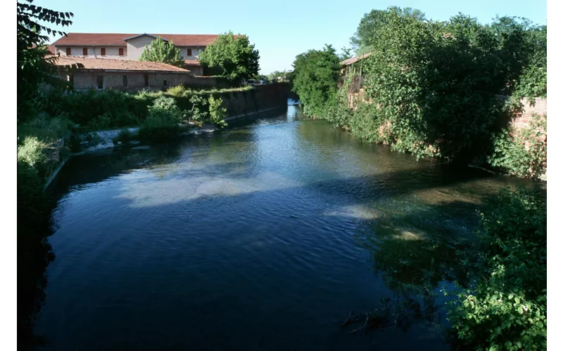 Radweg entlang des Navile-Kanals
