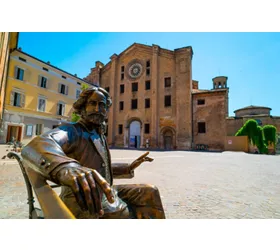 Parma, Statua Verdi