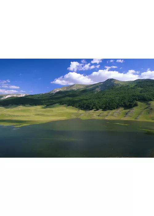 The Campotosto Lake Nature Reserve, for trekking and water sports