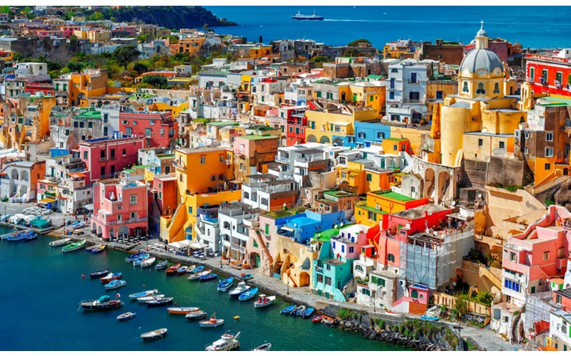 Capri, Procida e Ischia, le Isole del Golfo - Italia.it