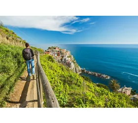 Climbing on the coastal cliffs in Liguria