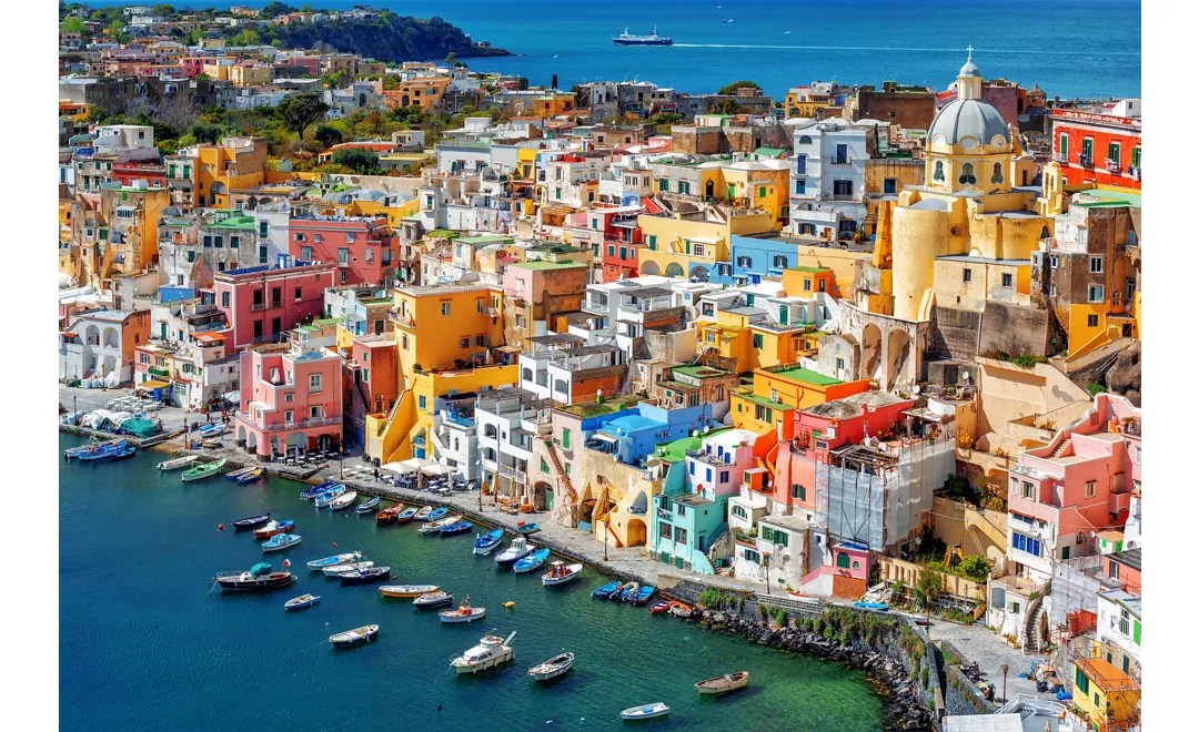 Procida: il borgo e l'isola del Golfo di Napoli - Italia.it