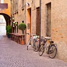 Las mejores ciudades de arte italianas para descubrir en bicicleta