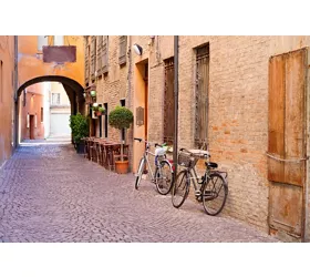 Otto città d’arte italiane da scoprire in bicicletta