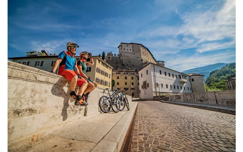 Le long du cours de l'Adige