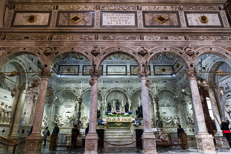 Chapel of the Tomb of Sant'Antonio - Padua, Veneto