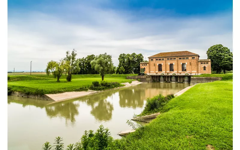 Bologna's ancient marshlands by bike