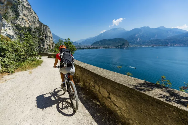 Lake Garda: the Cycle Trail of Dreams