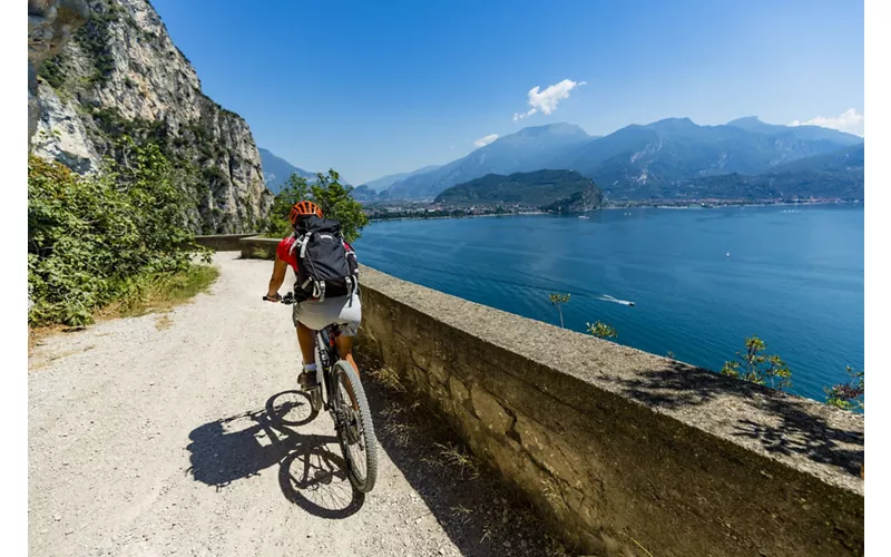 El carril bici de los sueños en el lago de Garda