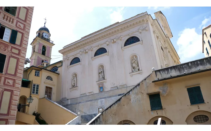 Basilica Minore di Santa Maria Assunta, Camogli - Photo by: Fabio Caironi / Shutterstock.com