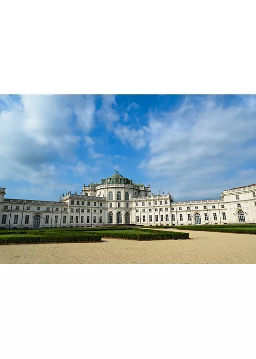 Turin and the magnificent Savoy residences