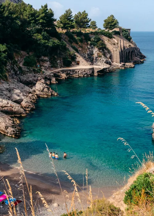10 playas vírgenes que no te puedes perder en la Península de Sorrento