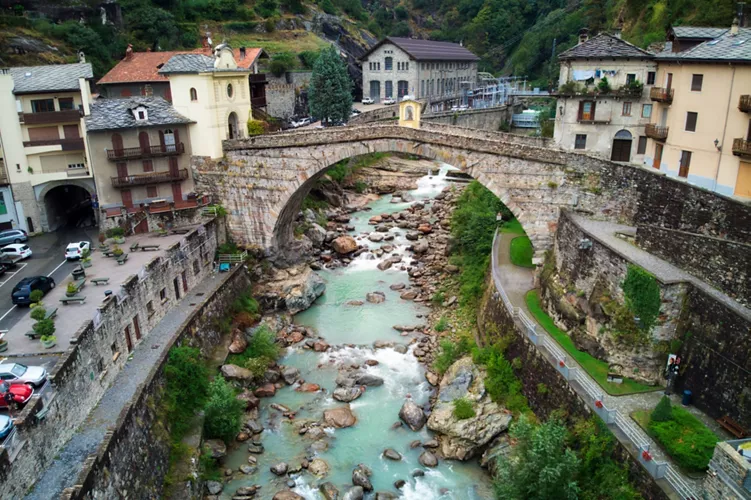 The Roman bridge at Pont-Saint-Martin