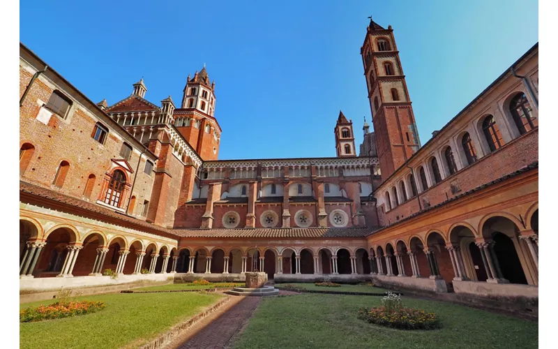 Basílica de Santo André em Vercelli