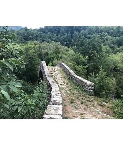 Ponte lungo la Via Francigena in Lunigiana, Liguria