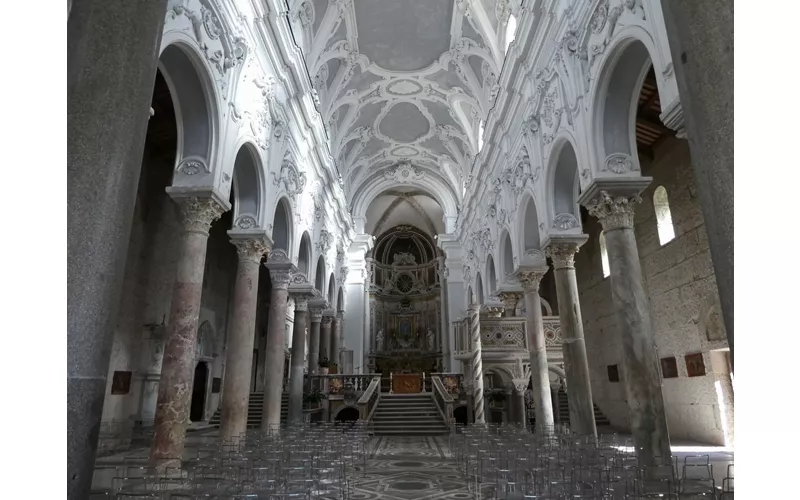 La cathédrale de Sessa Aurunca
