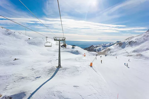 Skiarea di Piancavallo: Snow sports with sea views