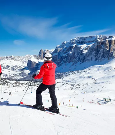 Skiing in the paradise of the Dolomites: the Dolomiti Superski area