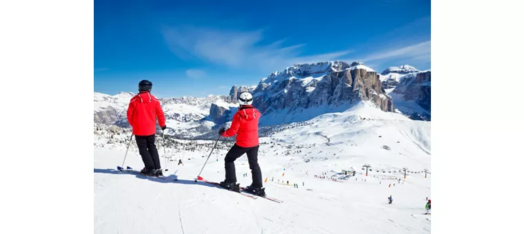 Skifahren im Paradies der Dolomiten: das Skigebiet Dolomiti Superski