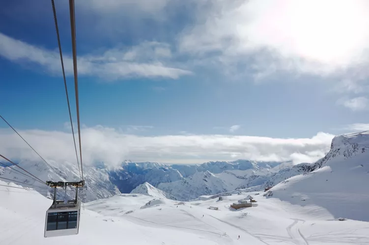 Valsesia Monterosa: Monterosa Ski and Alagna