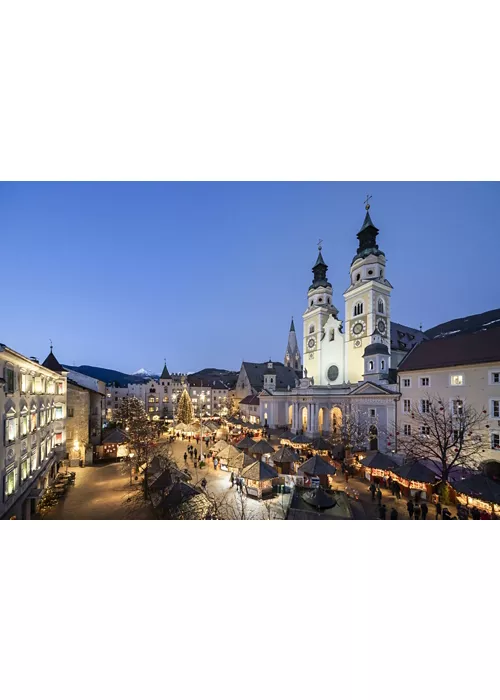 In Bressanone, a Christmas market with millenary traditions