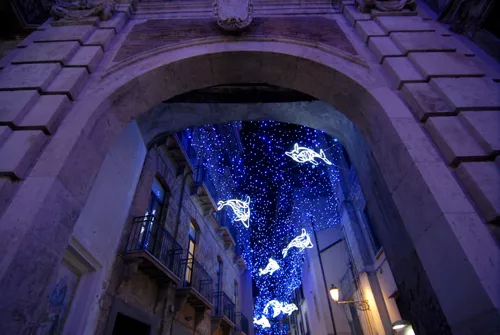 Luci d'Artista, Salerno - Photo by:  MauxArts / Shutterstock.com
