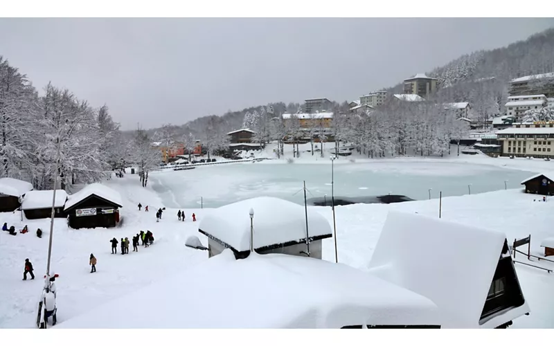 Cerreto Laghi: 25 km de pistas, parque de nieve y 3 pistas de esquí de fondo.