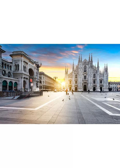 Piazza Duomo and the Cathedral at sunset, Milan, Italy, Stock