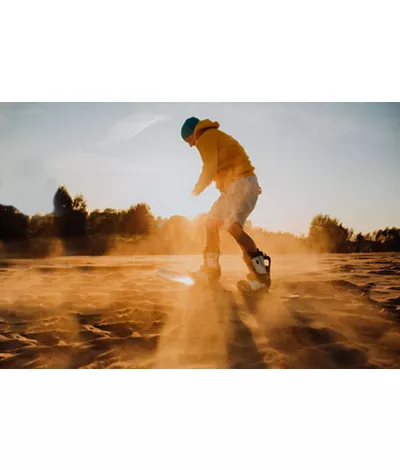 Isole e Sandboarding: scivolando sulla sabbia in Sardegna e Sicilia