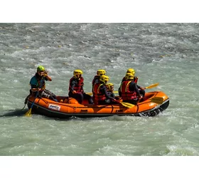 Dora Baltea-Valle d'Aosta-rafting-Photo by Wirestock Creators  /shutterstock.com