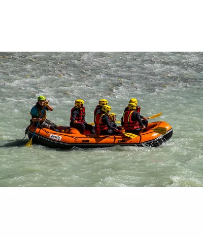 Dora Baltea-Valle d'Aosta-rafting-Photo by Wirestock Creators  /shutterstock.com