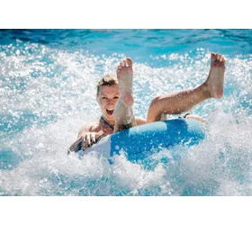Aquasplash in Lignano Sabbiadoro: the Friulian answer to the beach holiday, packed with adrenaline and relaxation