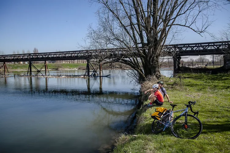 La vía ciclista del río Oglio