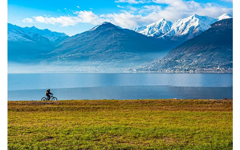 La piste cyclable des lacs
