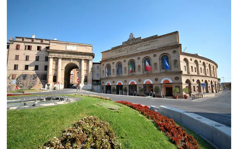History, poetry and cycling in the hills