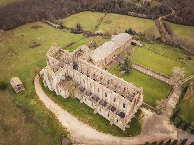 In San Galgano, between charm and legend