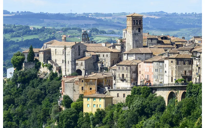 Em Narni, entre a história verdadeira e a ficção