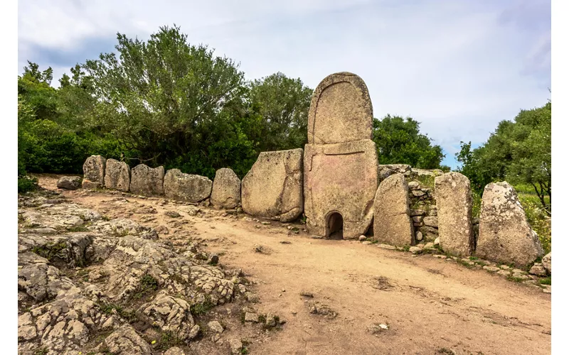 Giants' Tombs