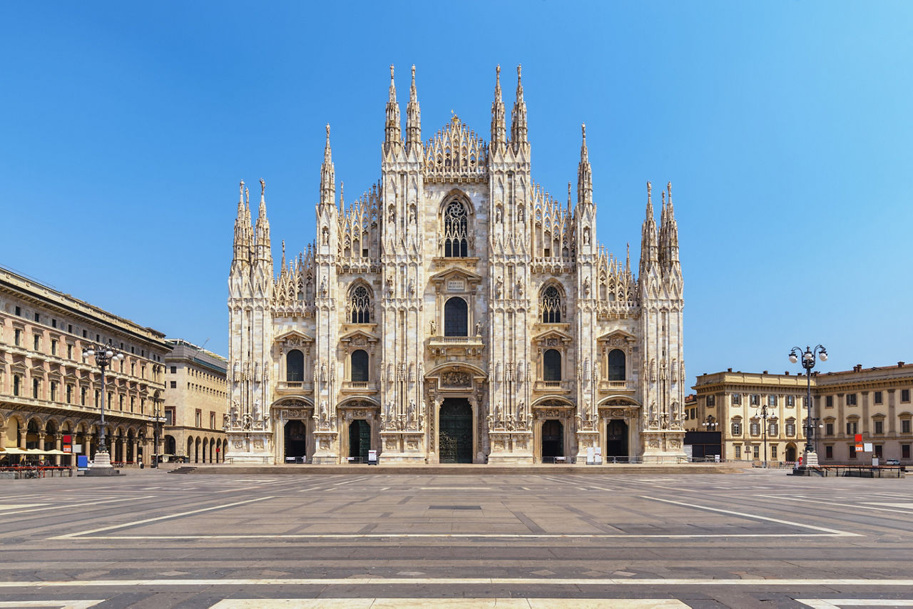 Piazza Del Duomo In Milan What To Do Italia It   20220420142136 Il Duomo Di Milano Lombardia Shutterstock 1714109758 1