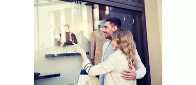 Shopping tra le Vie del Quadrilatero della Moda